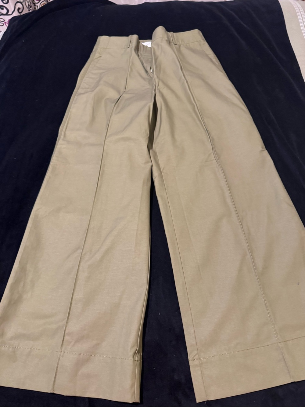 NWT LOFT Seamed Wide Leg Pants in Olive Green Size 12